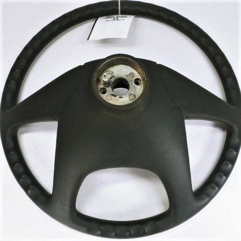 Freightliner 18" (450mm) Steering Wheel w/Pin *Damaged*- P/N  14-13108-003 (4551900168278)