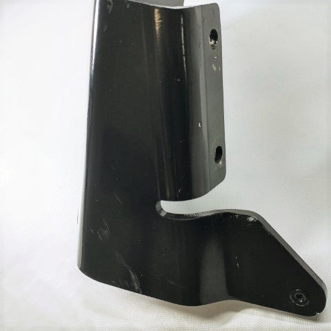 RH Lower Bunk Lounge Hinge Bracket P/N: A18-71476-001 (4552249901142)