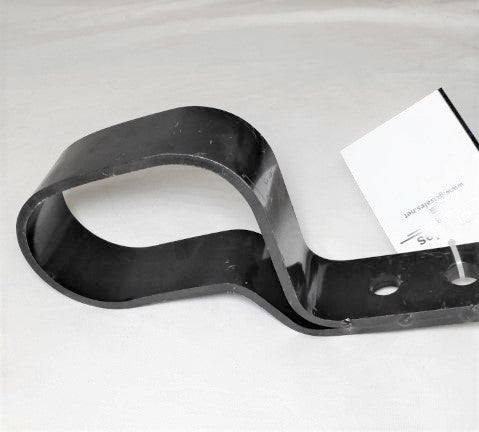 Freightliner RH Restraint Bracket - P/N: 18-43408-000 (5018079723606)