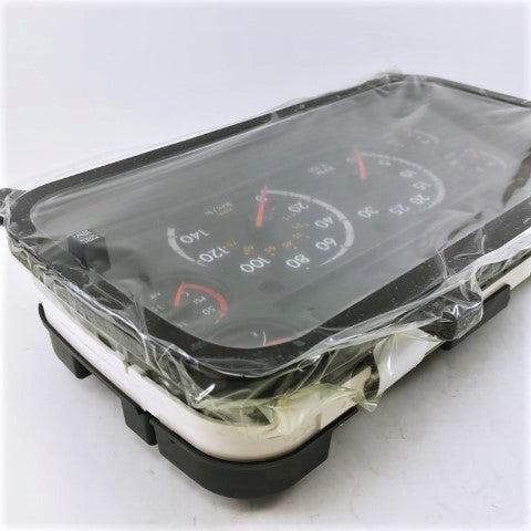 New Freightliner 7 Gauge Dash Cluster KM/H,Trans,1 Air P/N: A22-73529-010 (4564038418518)