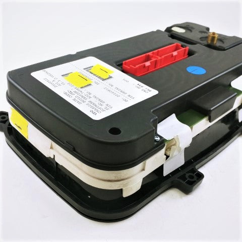 Freightliner M2 Dash Instrument Cluster -KM/H- P/N  A22-74544-010, A22-74544-028 (4565497806934)