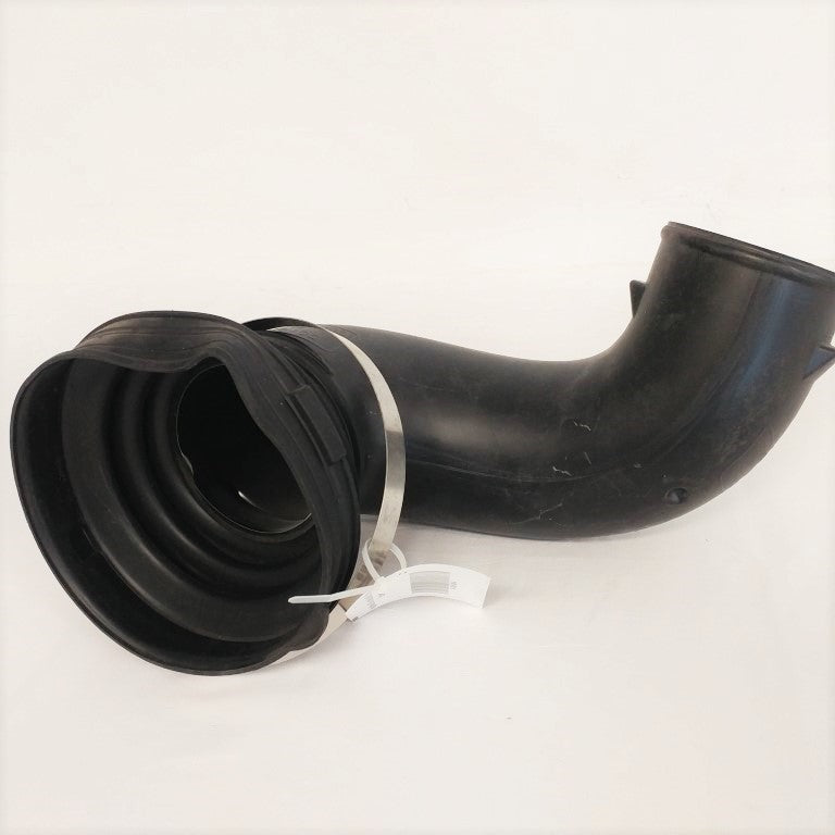 Freightliner M2 Air Intake Duct 3.5" By Donaldson - P/N  03-41889-000 (4566954868822)