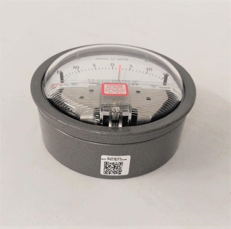 Dwyer Differential Pressure Gauge: 15 to 0 to 15 in wc, 1/8 in NPT Female (6722544959574)