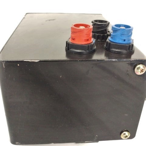 Freightliner Distribution Module CPDM w/ Relays and Breakers--P/N  A06-52291-000 (3939791798358)