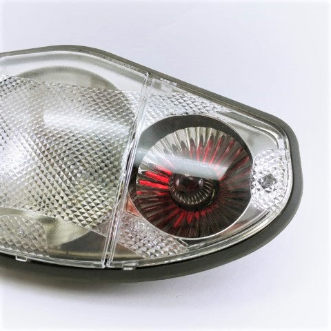 Freightliner Cascadia RH Upper Console Lamp Dome W/Bulbs - P/N  22-60997-001 (3939578773590)