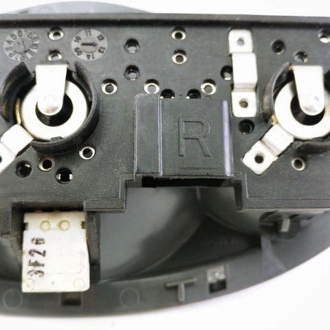 Freightliner Cascadia RH Upper Console Lamp Dome W/Bulbs - P/N  22-60997-001 (3939578773590)