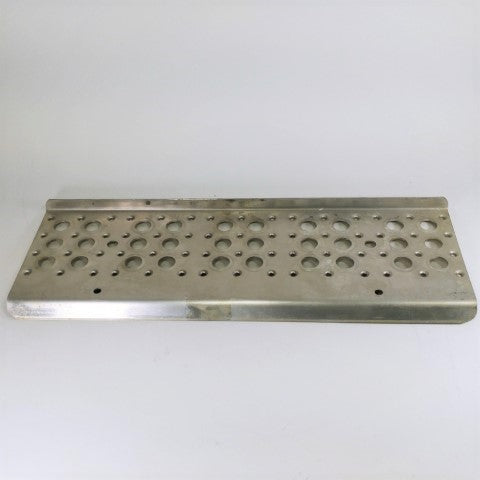 Freightliner Chrome Step Plate - P/N: 22-39407-001 (3939565961302)