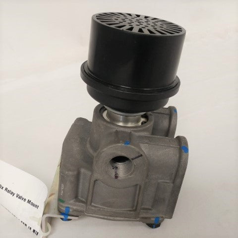 Used Bendix Relay Valve Mount - P/N: T-294859-C (6566992412758)