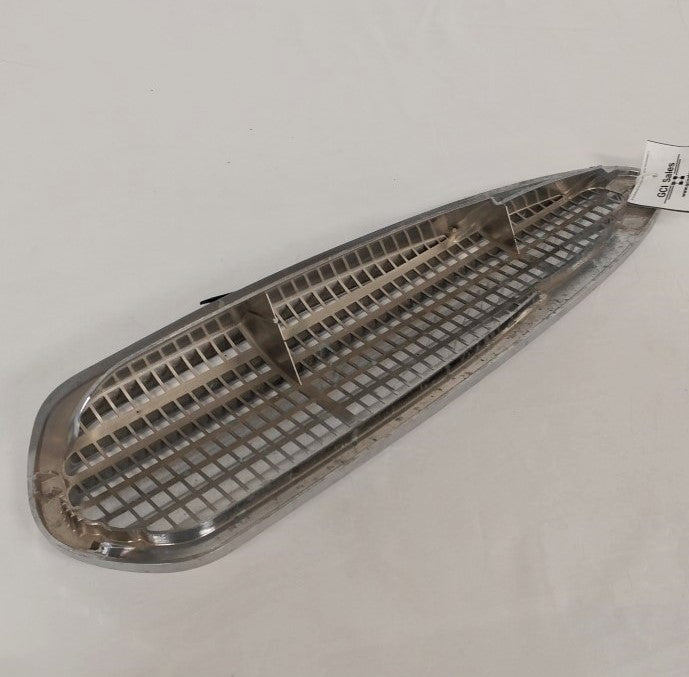 Damaged Freightliner M2 Chrome Intake Grille - P/N: 17-14836-004 (6746298253398)