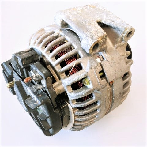 Bosch Alternator P/N  0-124-615-019 (3939432005718)