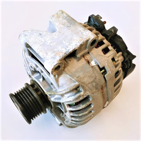 Bosch Alternator P/N  0-124-615-019 (3939432005718)