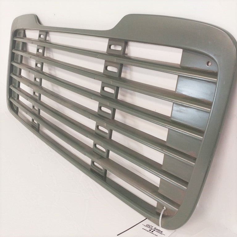 Used Freightliner M2 Highway Hunter Green Grille  - P/N: 17 14787 000, 17-14627-000 (6750586929238)