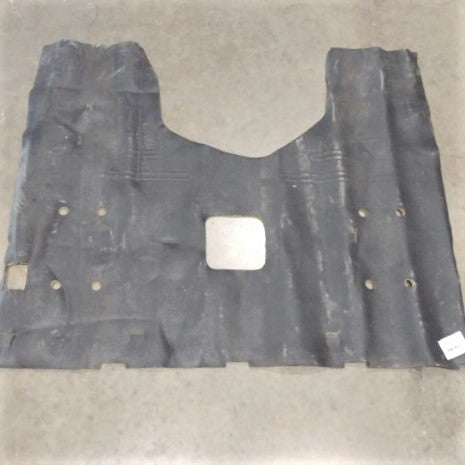 Used FL 113 Cascadia Manual, LH &  RH Seats Floor Cover - P/N  W18-00666-001 (6577902551126)