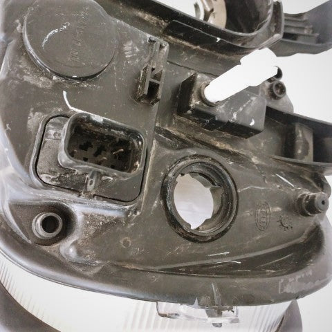 Damaged Freightliner M2 RH Headlamp Assembly - P/N:  A06-75732-005 (4739435331670)