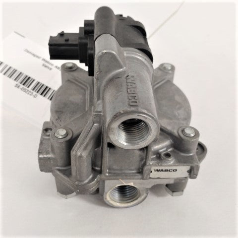 Damaged Wabco ABS Relay Valve - P/N  976 200 100 0 / 9762001000 (6747196620886)