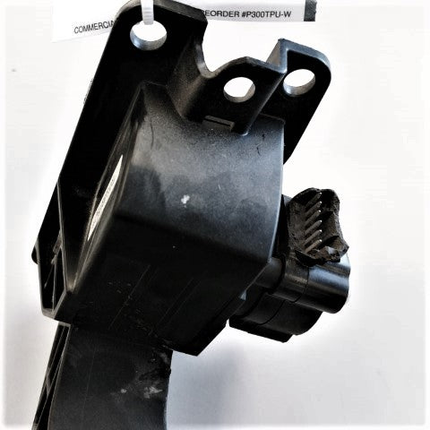 Damaged Western Star Accelerator Pedal - P/N  A01-33220-000, 01-34090-000 (4771235496022)