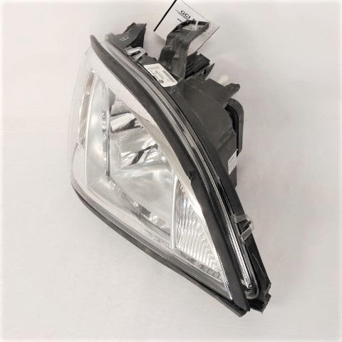 Used Freightliner ECE RH Headlamp w/ Broken Bracket - P/N  A06-51062-003 (6741166194774)