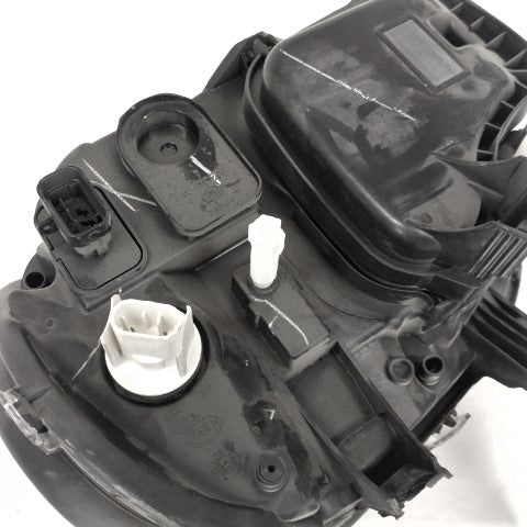 Used Freightliner ECE RH Headlamp w/ Broken Bracket - P/N  A06-51062-003 (6741166194774)