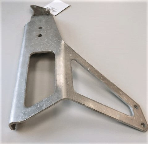 FREIGHTLINER RH DRIVE WHEEL FAIRING BRACKET - P/N: 22-74112-001 (4789072724054)