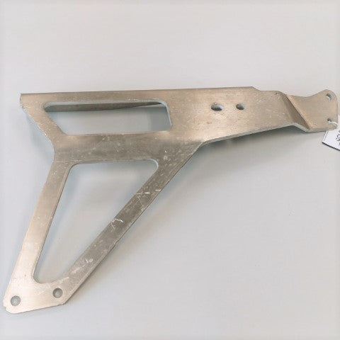 FREIGHTLINER RH DRIVE WHEEL FAIRING BRACKET - P/N: 22-74112-001 (4789072724054)