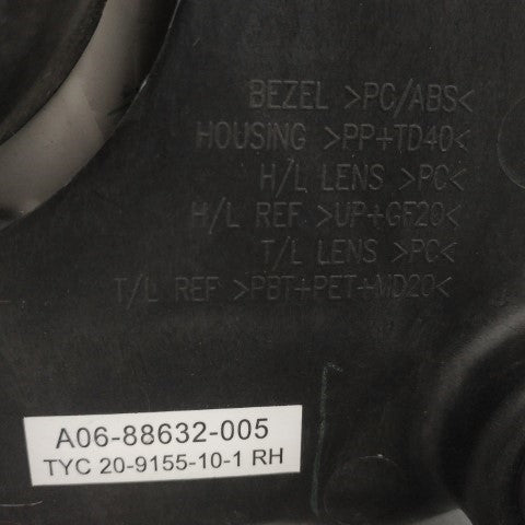 *Missing Bulbs* Freightliner RH Black Bezel Headlamp - P/N: A06-88632-005 (6599156006998)