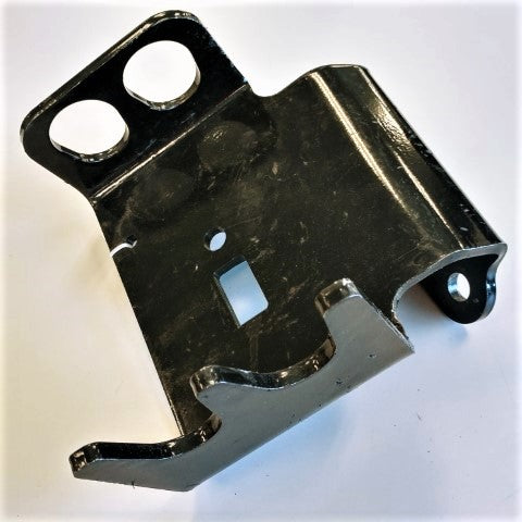 Freightliner FR RT Dev Storage Tow Bracket - P/N: 15-29267-000 (4793525993558)