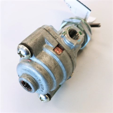 Bendix 281946N PP-5 Push Pull Valve, 40 PSI Automatic Release Pressure (4804350574678)