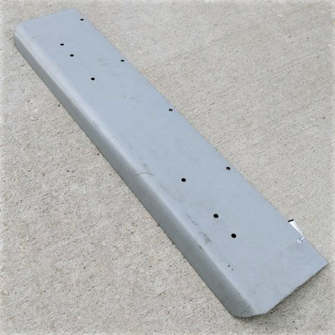 Freightliner Step Cover Plate - P/N: 22-52121-004 (4805238227030)