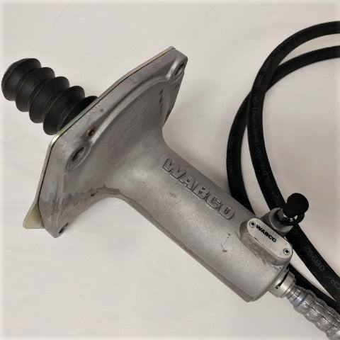 Wabco 2.2M Hydraulic Pedal Clutch - P/N: A02-14082-000 (6741166784598)