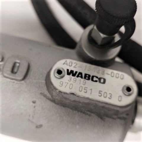 Wabco 2.2M Hydraulic Pedal Clutch - P/N  A02-14082-000 (6741166784598)