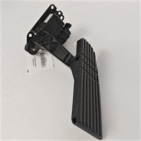 Used Freightliner Accelerator/Throttle Pedal - P/N  A01-33821-001 (6612770783318)