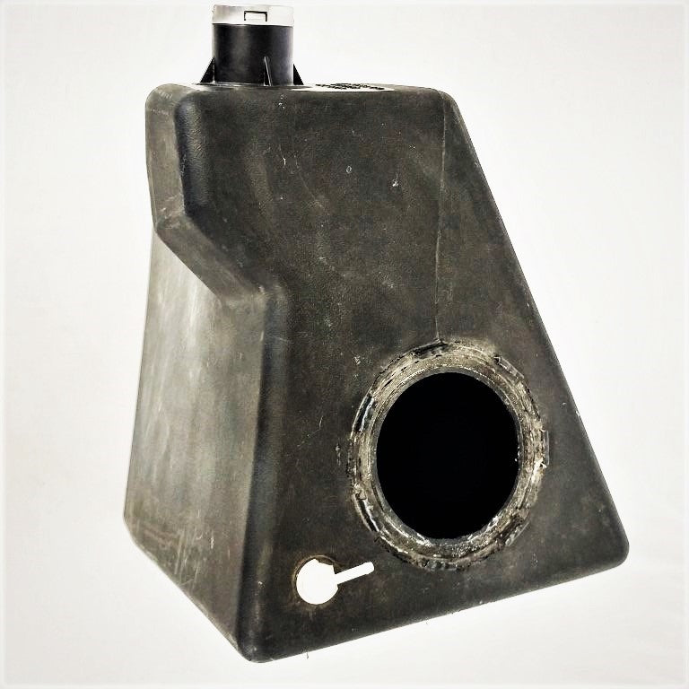 Freightliner B2 Urea DEF Wedge Tank - P/N  A04-28783-000 (6787383132246)