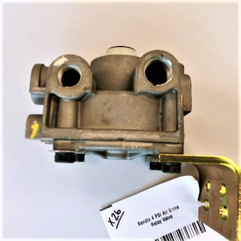 Bendix 4 PSI Air Brake Relay Valve - P/N: 5009585, 801123 (4847799337046)