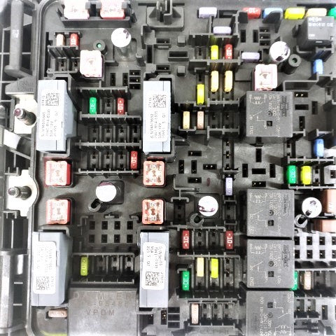 Damaged Freightliner Main Power Module - P/N: A06-95486-000 (4854755852374)