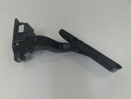 Freightliner Accelerator/Throttle Pedal - P/N: A01-33821-001 (4127090278486)