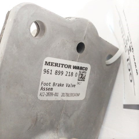 Used Wabco P3 Foot Brake Valve Assembly - P/N  A12-28399-001 (6781491904598)