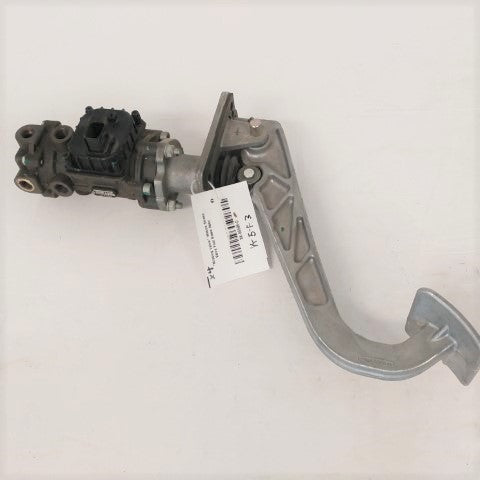 *Missing Valve* Wabco Stroke Valve Foot Brake Assy - P/N  A12-28393-000 (6640161521750)