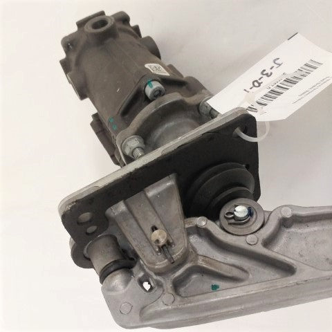 Damaged Wabco Stroke Valve Foot Brake Assy - P/N: A12-28393-000 (6640161488982)