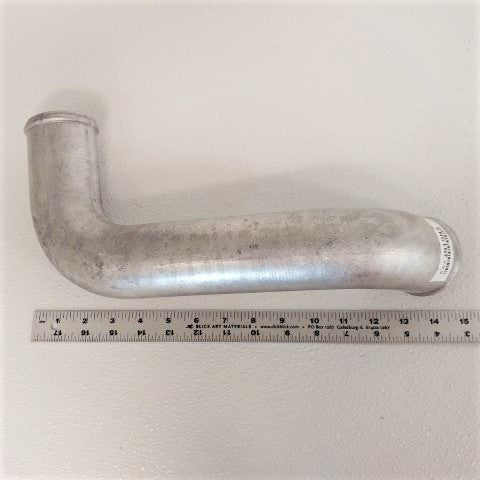 Freightliner DD13 Upper Radiator Inlet Pipe - P/N: 05-21895-000
