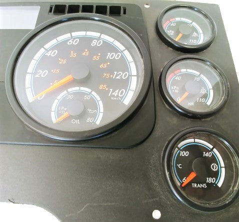 Damaged Freightliner Cascadia P3 Instrument Cluster--Metric--P/N  A06-94186-040 (4187459125334)