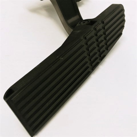 Freightliner Accelerator/Throttle Pedal - P/N: A01-33821-000 (4268426625110)