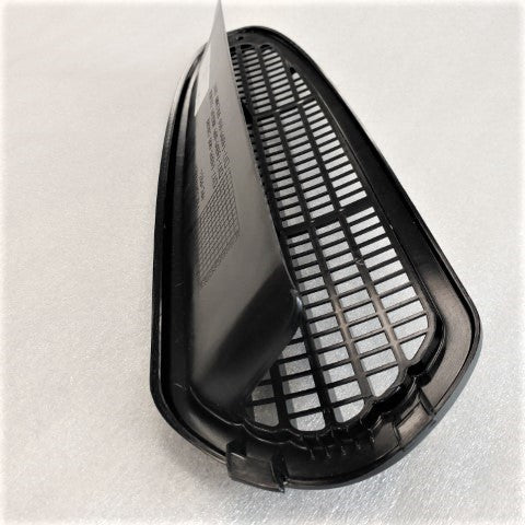 Freightliner M2 Intake Grille - P/N: 17-14809-010 (4937394749526)