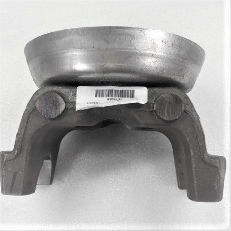 Freightliner 1810 Half End Yoke - P/N: WWS 18TYS38-8A (4947976847446)