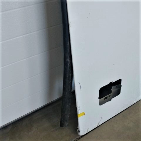 Freightliner Columbia RH Passenger Side Door P/N: 18-62374-040 (4950936748118)