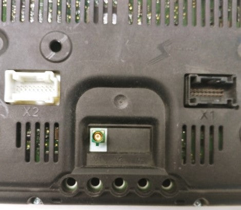 Damaged Freightliner 6-Gauge Instrument Cluster-km/h - P/N: A22-75412-010, 110 (4378350026838)