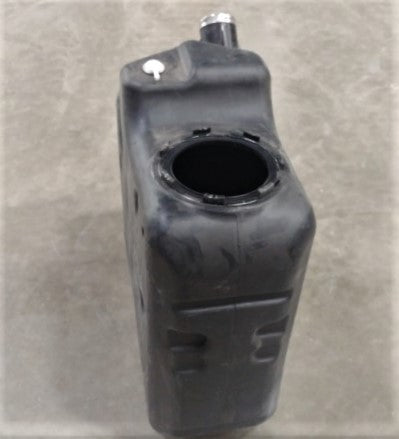 Freightliner 13-Gallon DEF Tank A04-30817-003 (4508141846614)