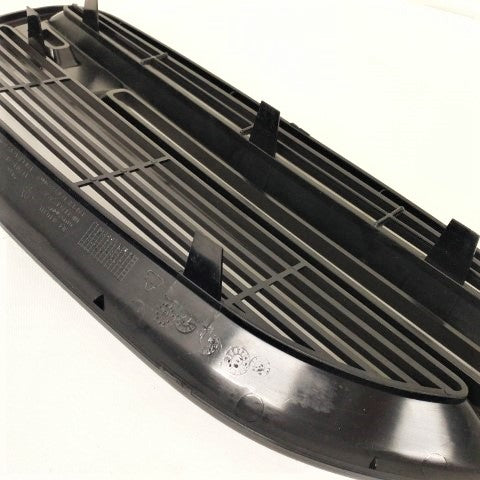 Freightliner Black Hood Mounted Air Intake Grille - P/N: 17-18878-000, A17-19088-000 (8026923237692)