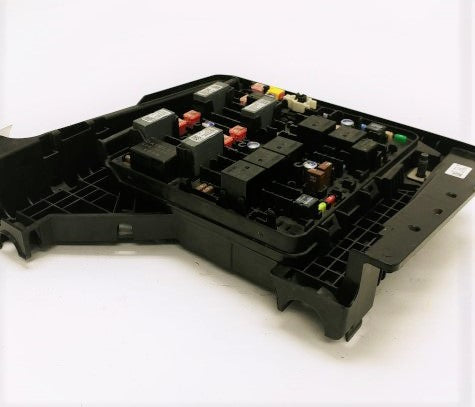 Freightliner. Power Distribution Module VPDM Fuse Panel P/N: A06-90283-000 (4425604005974)