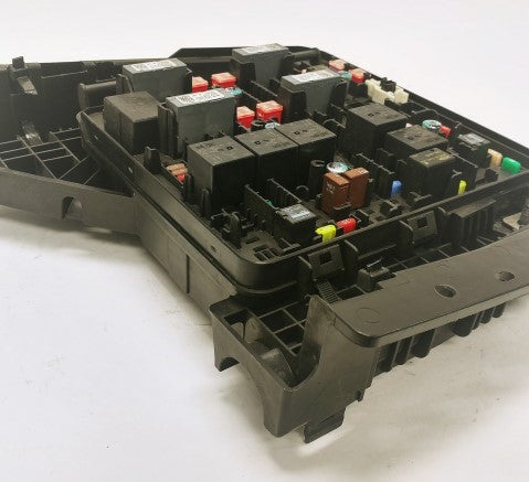 .Freightliner Power Distribution Module VPDM Fuse Panel P/N: A06-90283-000 (4427840880726)