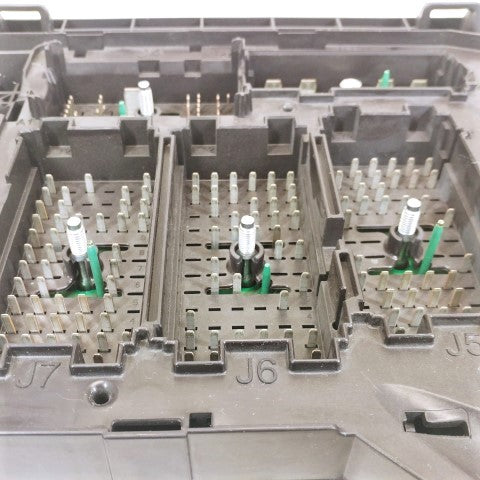 Freightliner Power Distribution Module VPDM Fuse Panel P/N: A06-90283-000 (4427912052822)